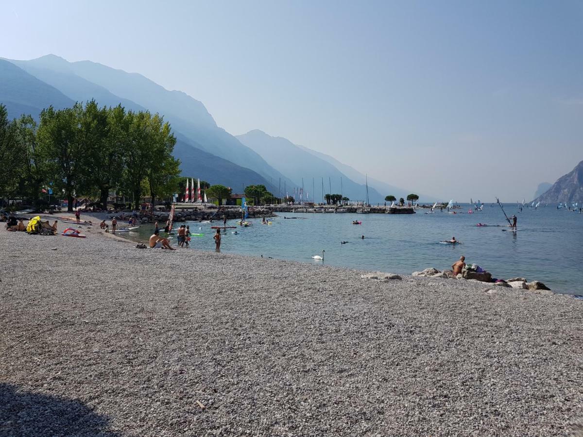 Torbole Lake Front Торболе Экстерьер фото